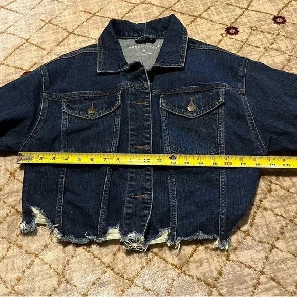 AEROPOSTALE Blue Distressed Denim Cropped Relaxed Fit Classic Jean Jacket sz M - Picture 7 of 8